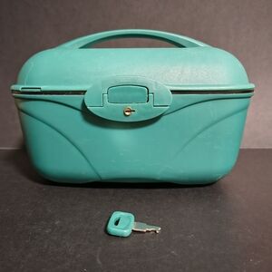 Vintage Teal Yves Rocher Women's Travel Jewelry Case with Key